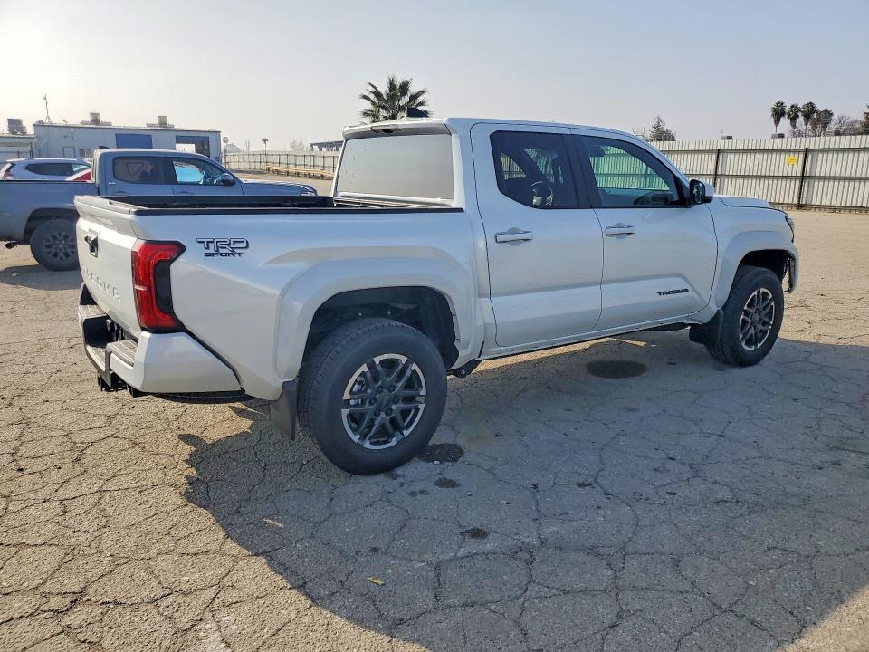 2025 Toyota Tacoma trd Sport