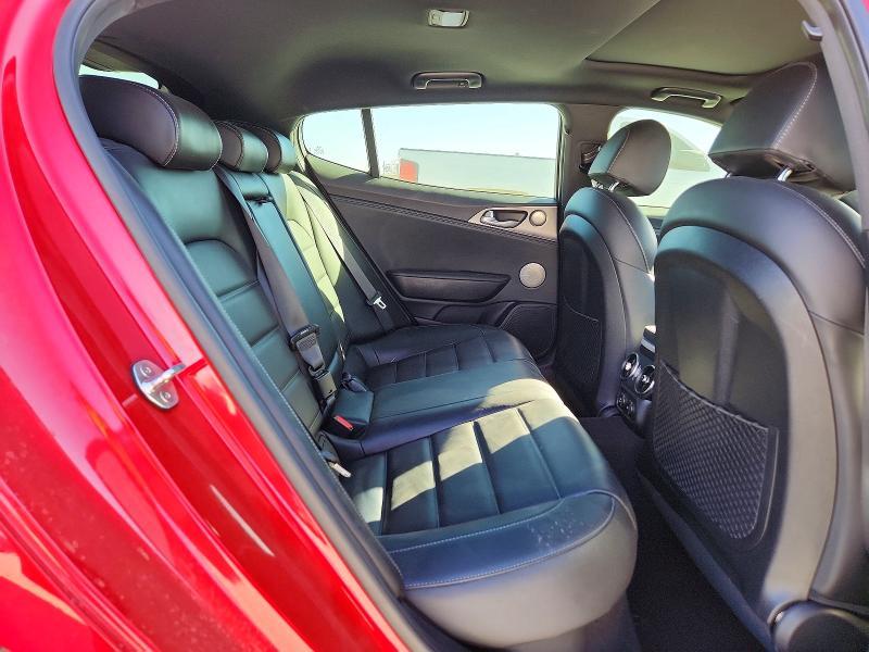 2020 KIA Stinger GT2