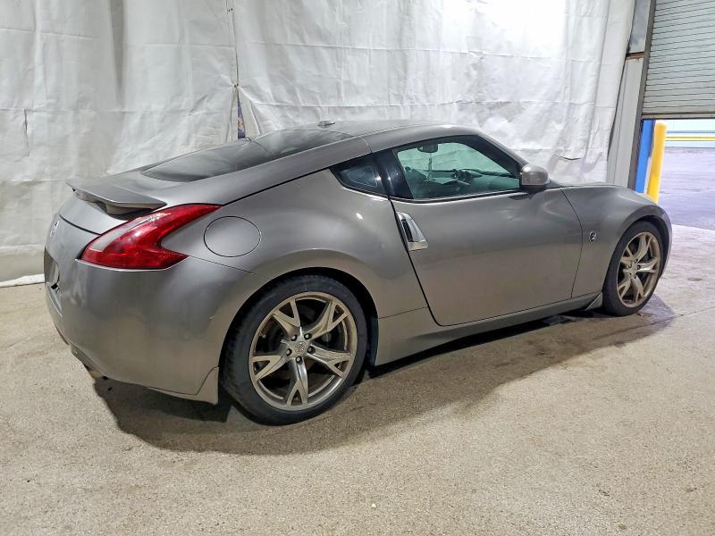 2010 Nissan 370z Base