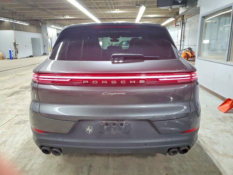 2024 Porsche Cayenne