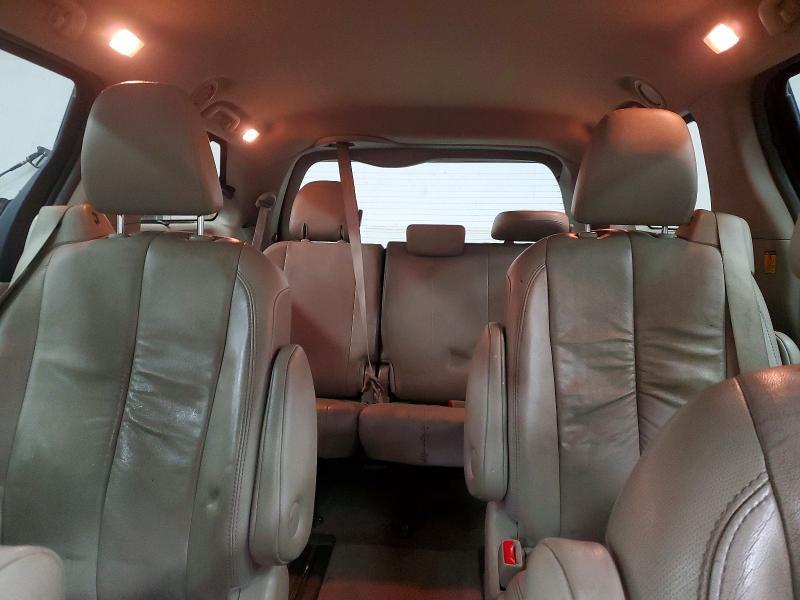 2011 Toyota Sienna xle