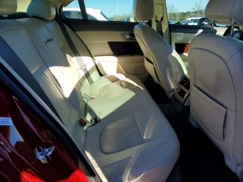 2011 Jaguar Xf Premium