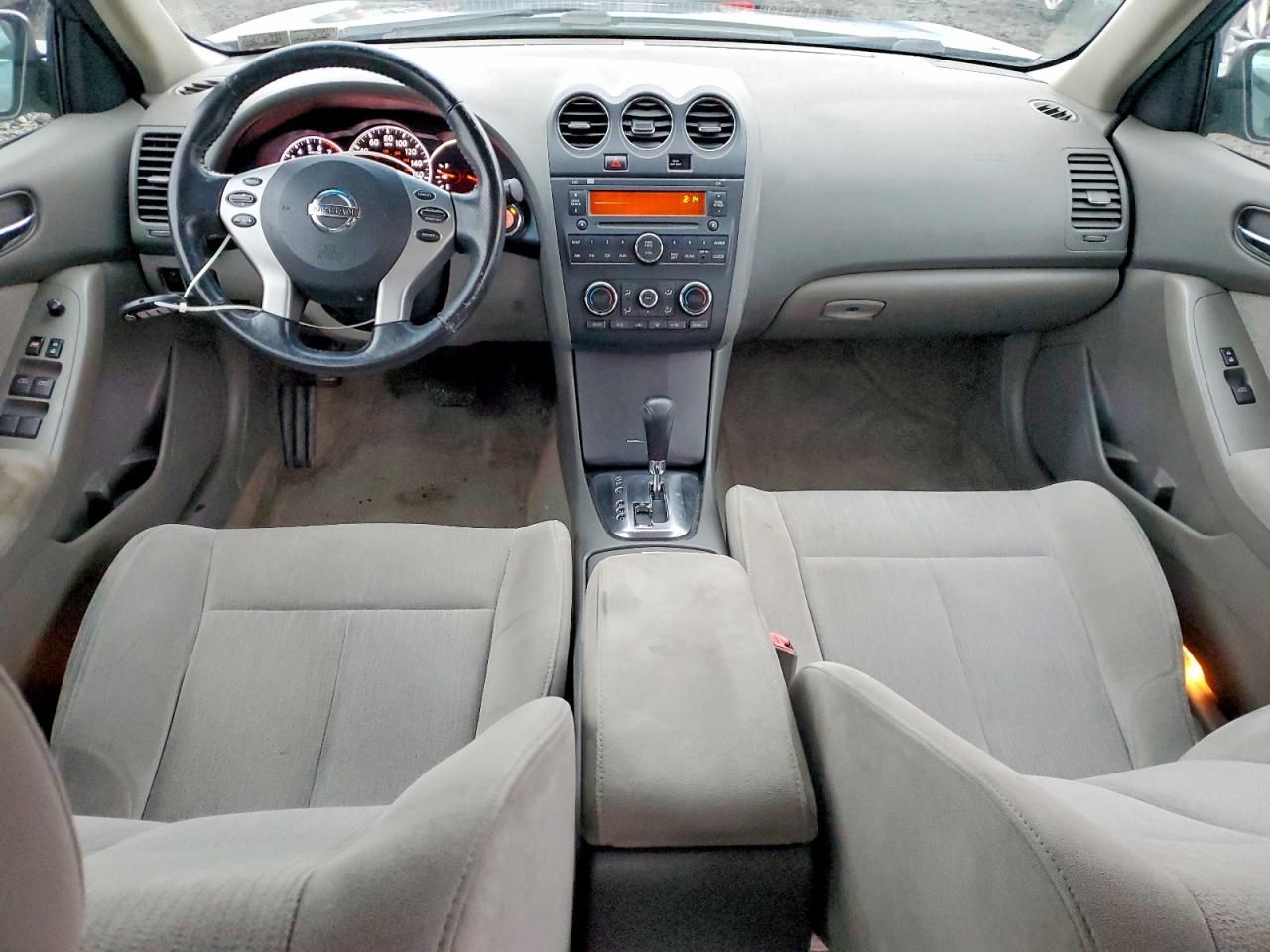 2011 Nissan Altima Base