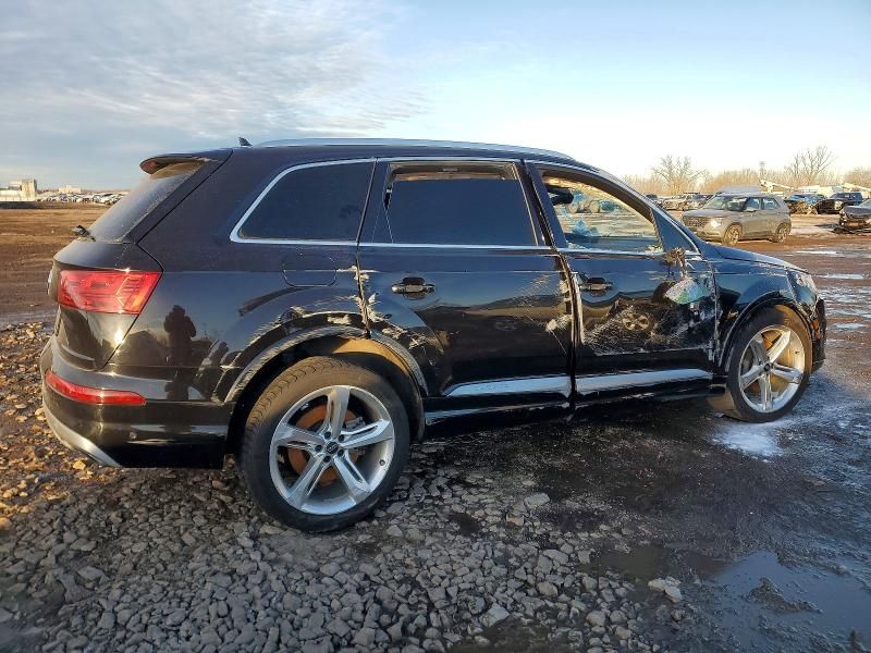2019 Audi Q7 Prestige