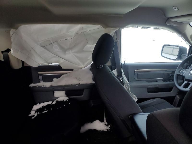 2019 Dodge Ram 1500 Classic slt