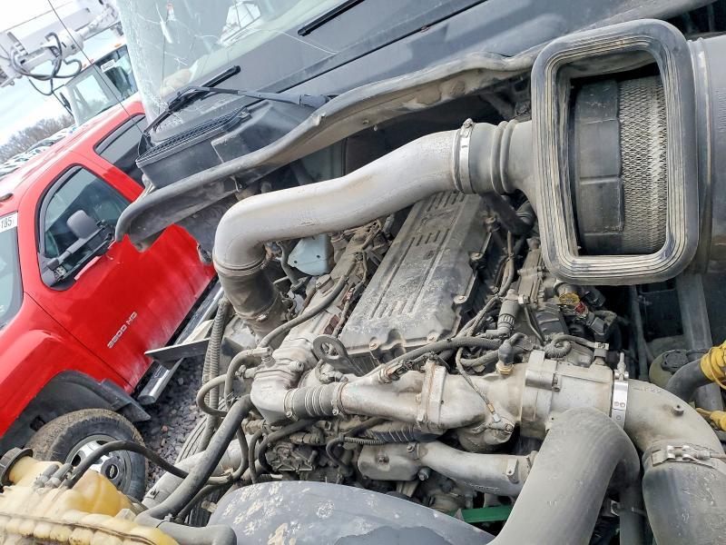 2016 International Prostar Semi Truck