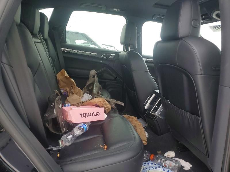 2016 Porsche Cayenne