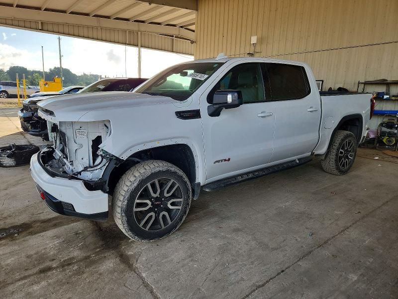 2023 GMC Sierra K1500 AT4
