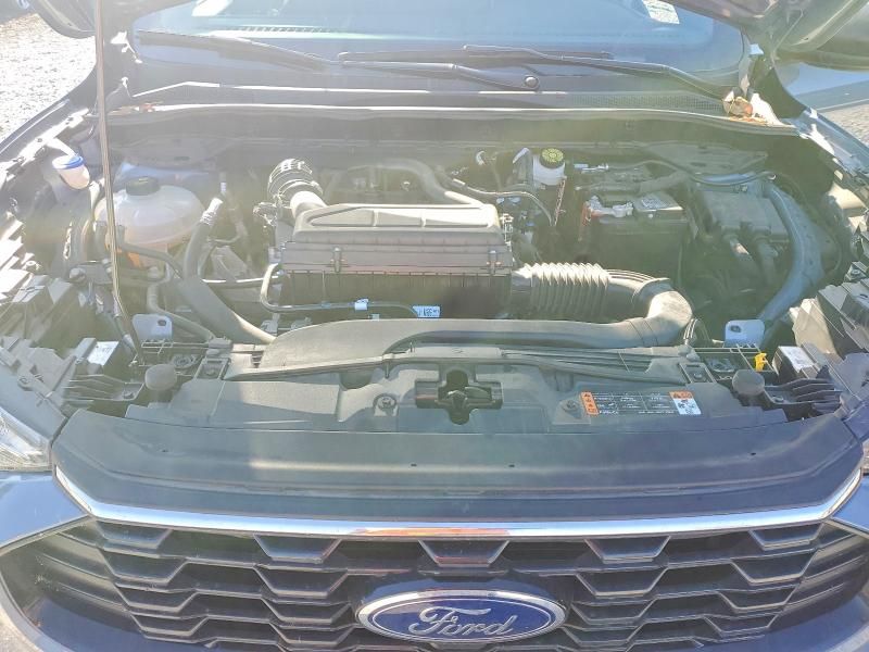 2024 Ford Escape st Line