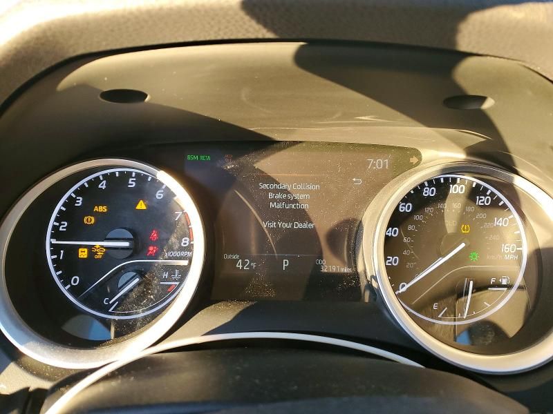 2022 Toyota Camry le