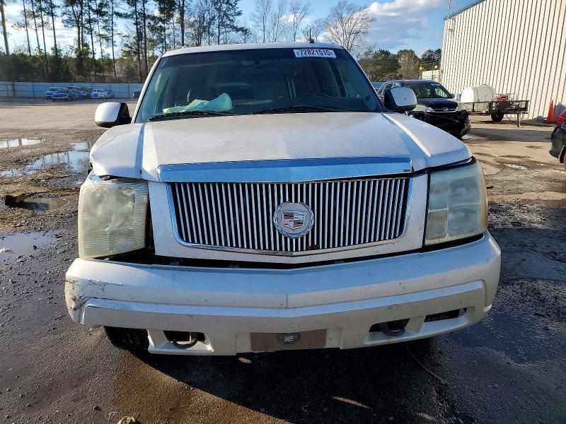 2002 Cadillac Escalade Luxury