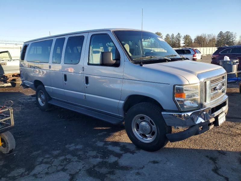 2010 Ford Econoline E350 Super Duty Wagon