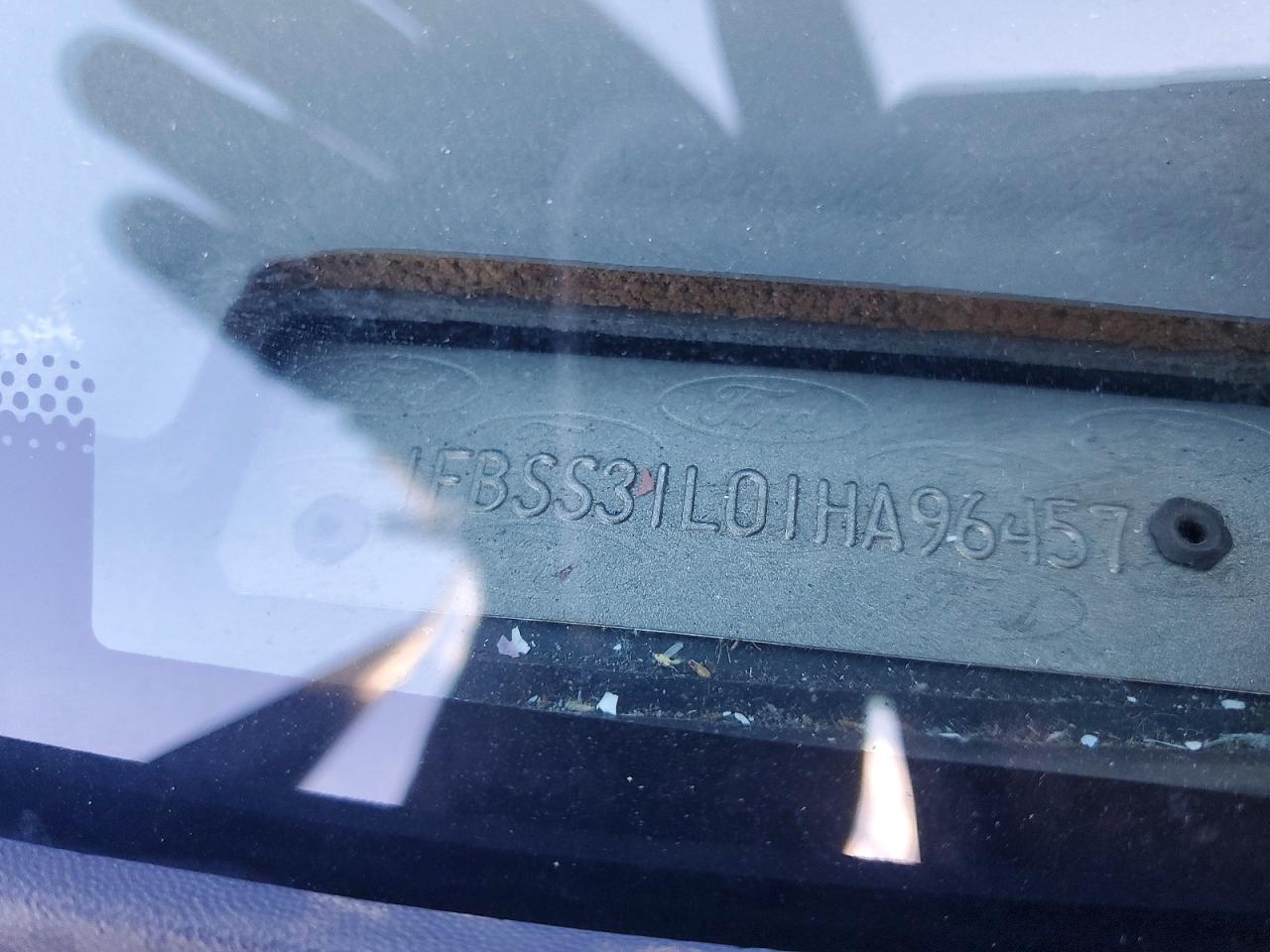 2001 Ford Econoline E350 Super Duty Wagon