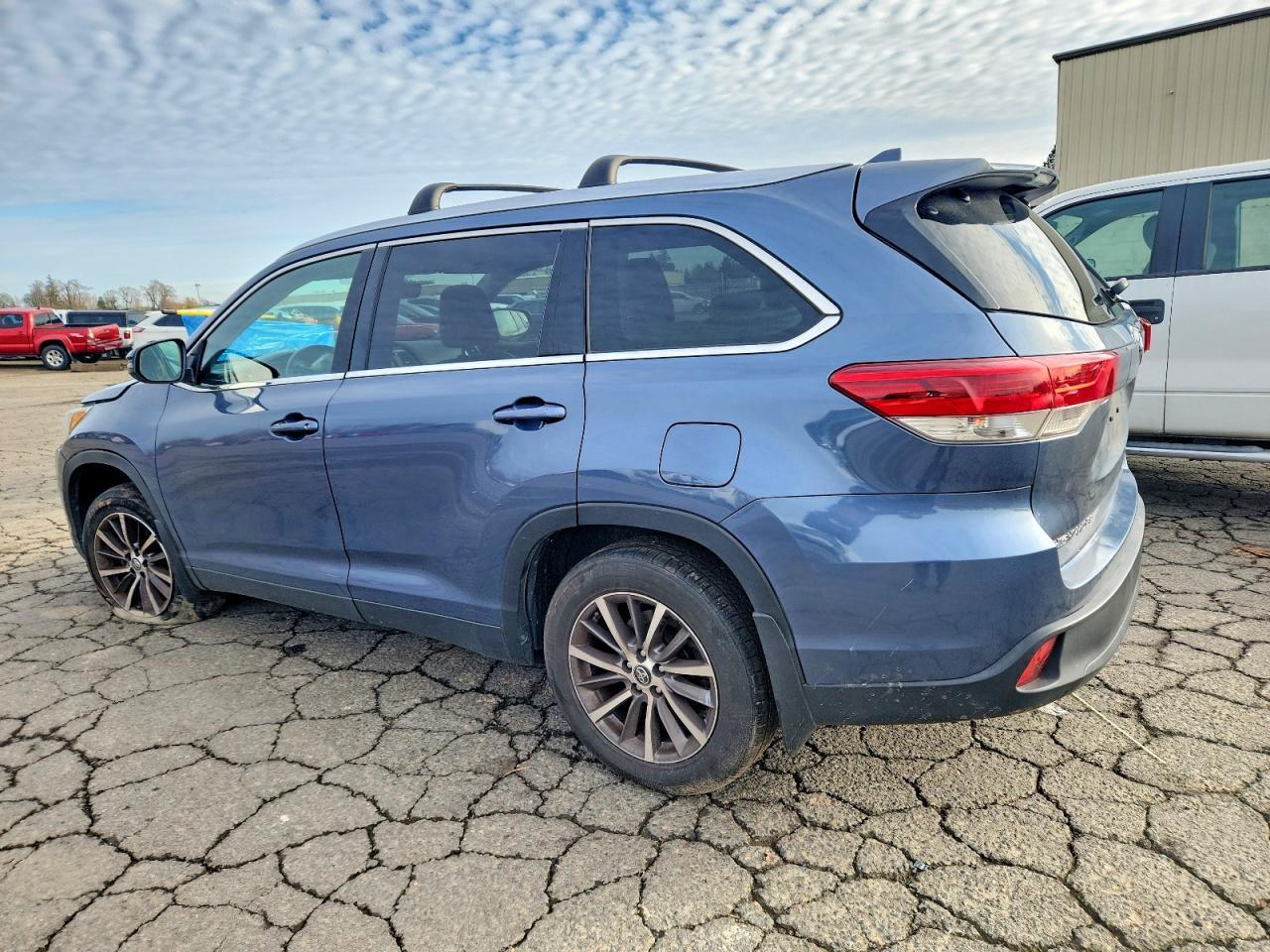 2019 Toyota Highlander se