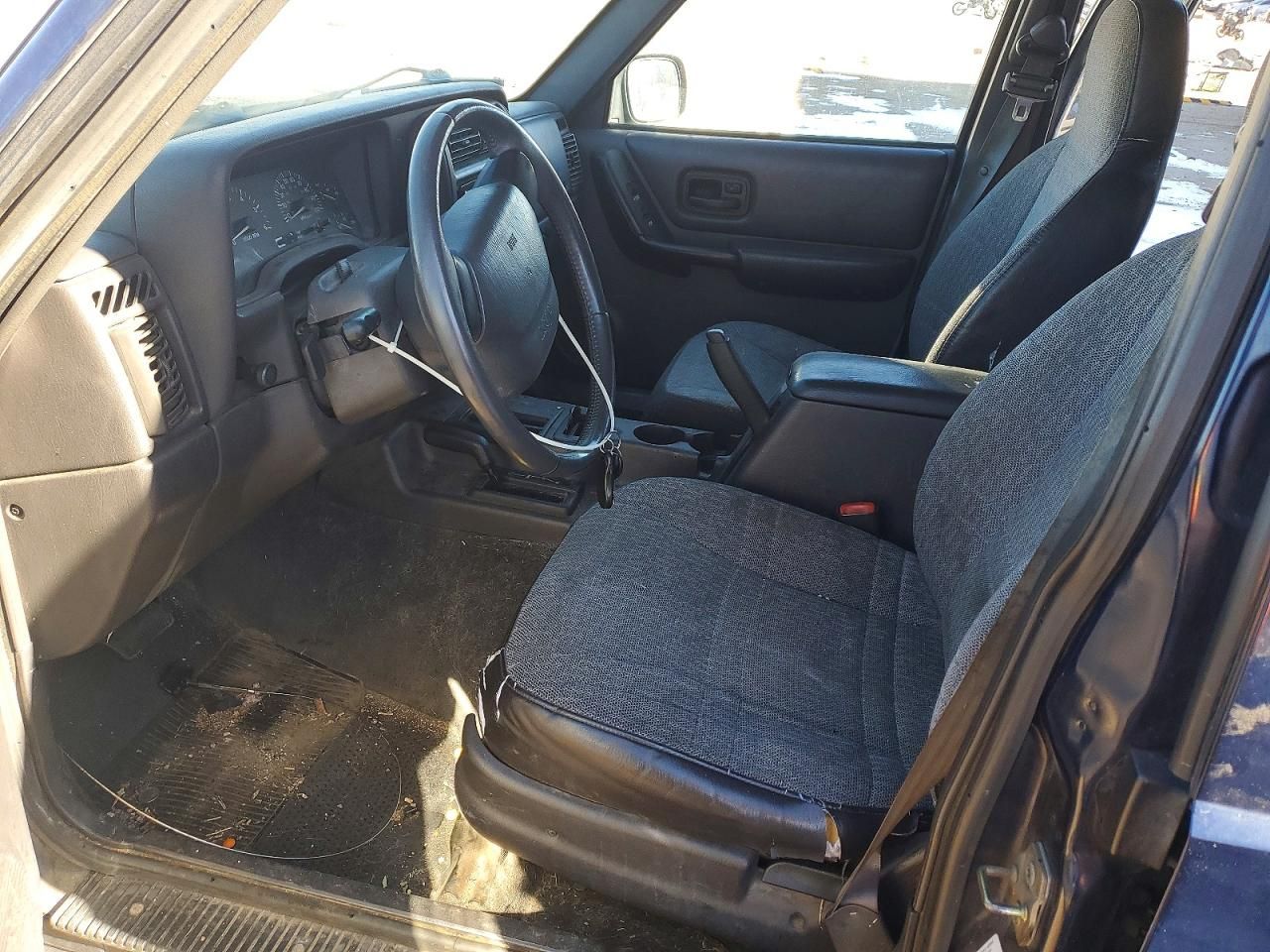 2001 Jeep Cherokee Sport