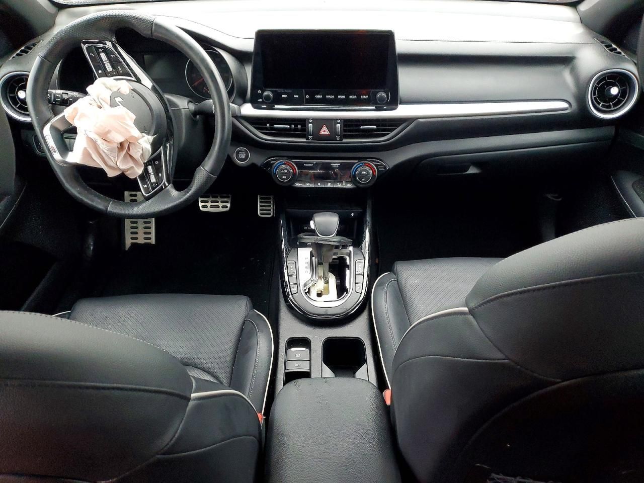 2023 KIA Forte gt Line