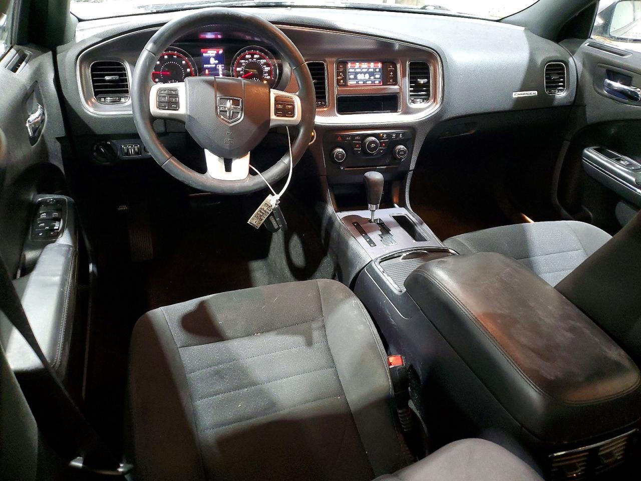 2014 Dodge Charger se