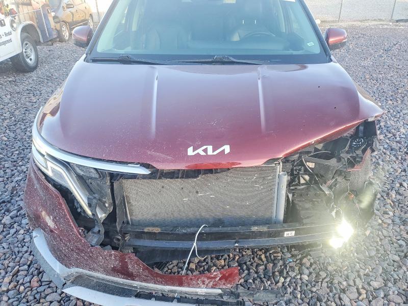 2023 KIA Carnival lx