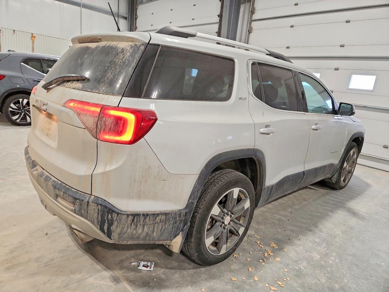 2017 GMC Acadia Slt-2
