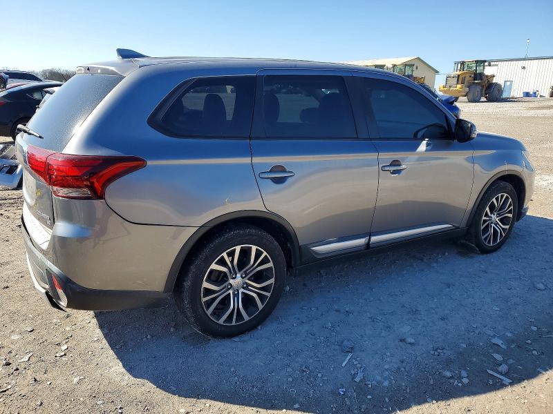 2018 Mitsubishi Outlander se