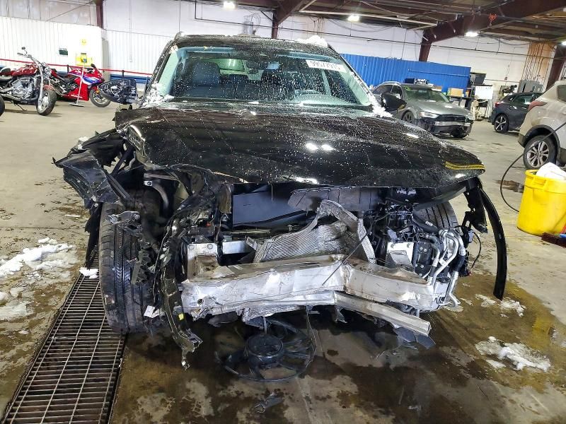 2024 Audi Q8 E-tron Premium