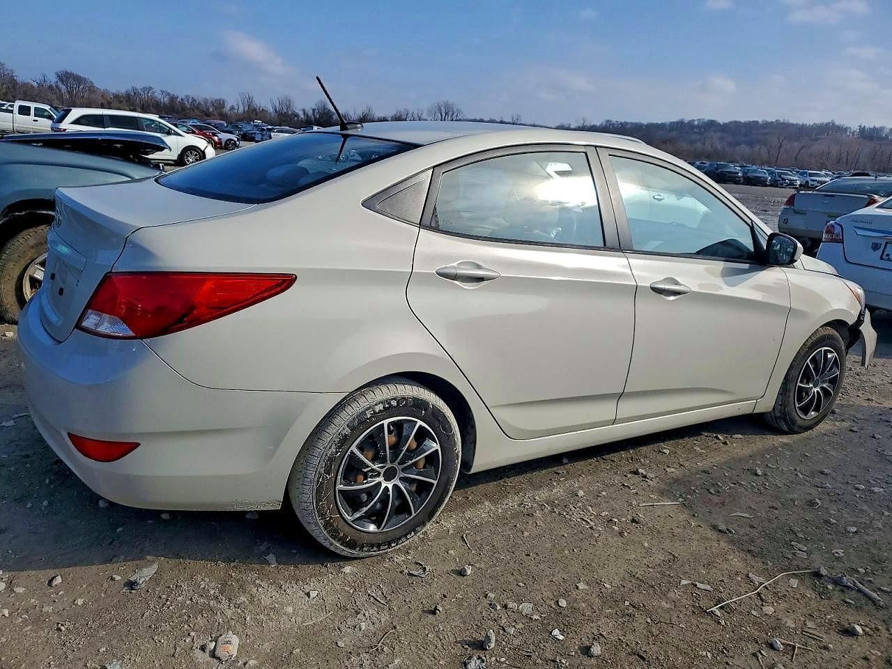 2016 Hyundai Accent se