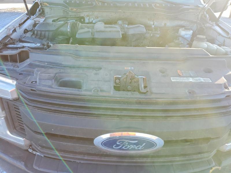 2019 Ford F250 Super Duty Flatbed Truck