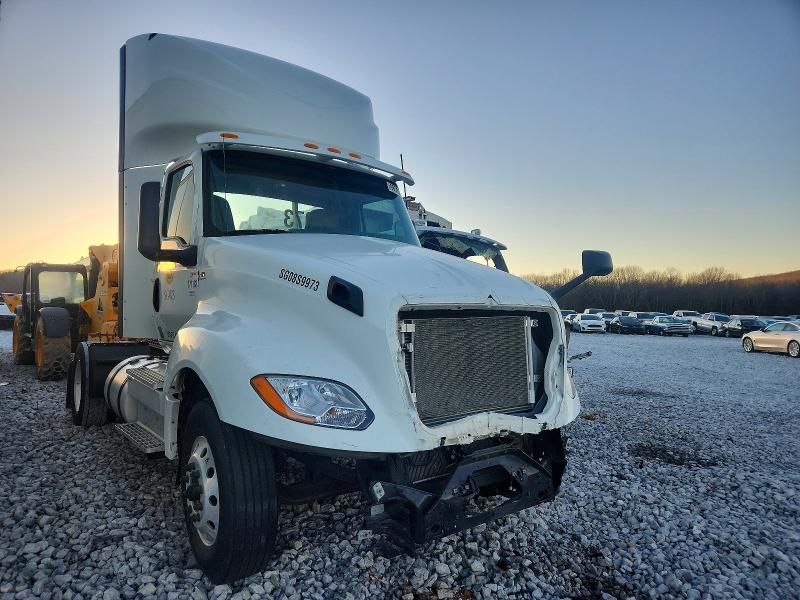 2020 International Lt625