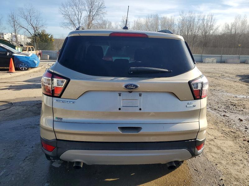 2018 Ford Escape se