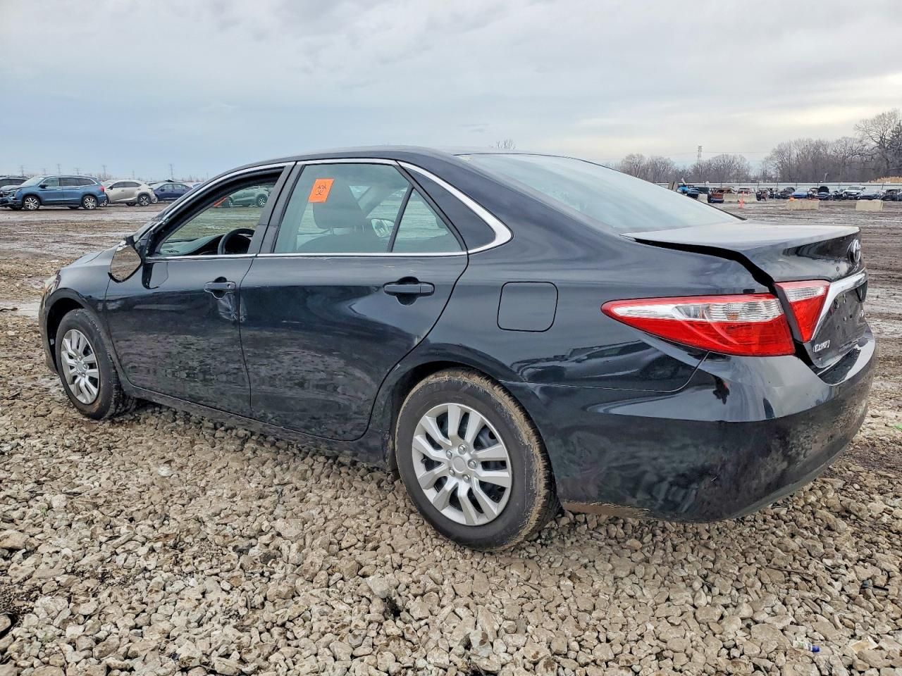 2016 Toyota Camry le