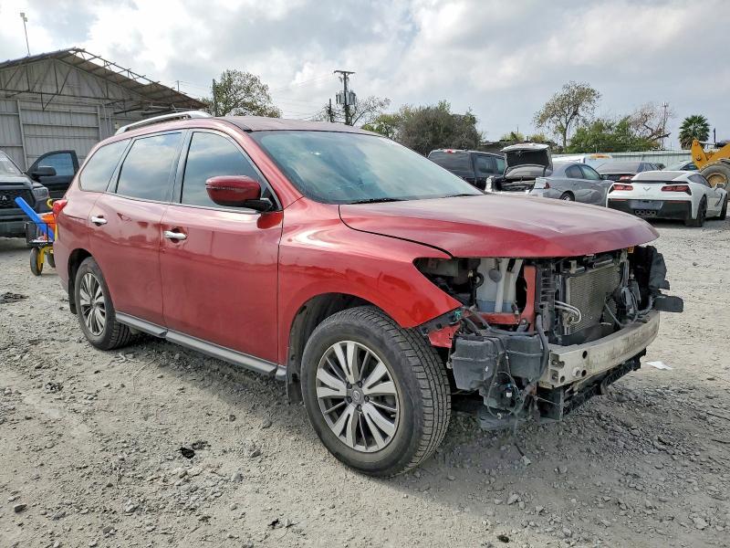 2018 Nissan Pathfinder s