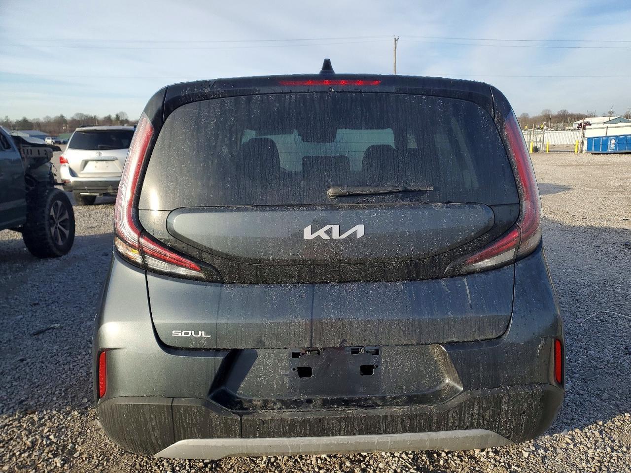 2025 KIA Soul lx