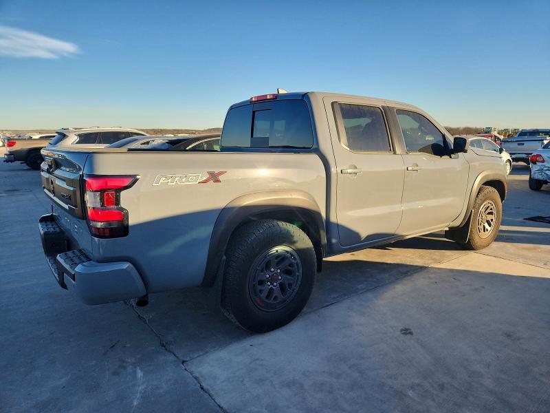 2025 Nissan Frontier s