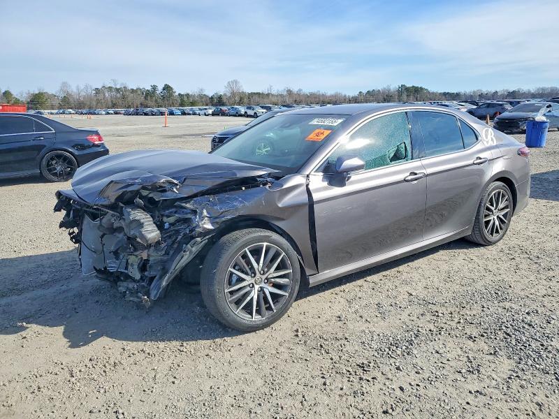 2022 Toyota Camry xle