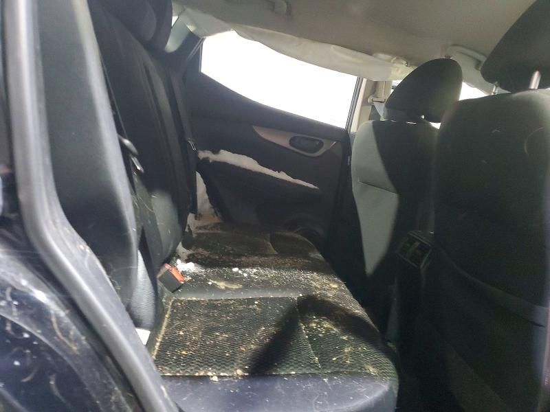 2017 Nissan Rogue Sport s