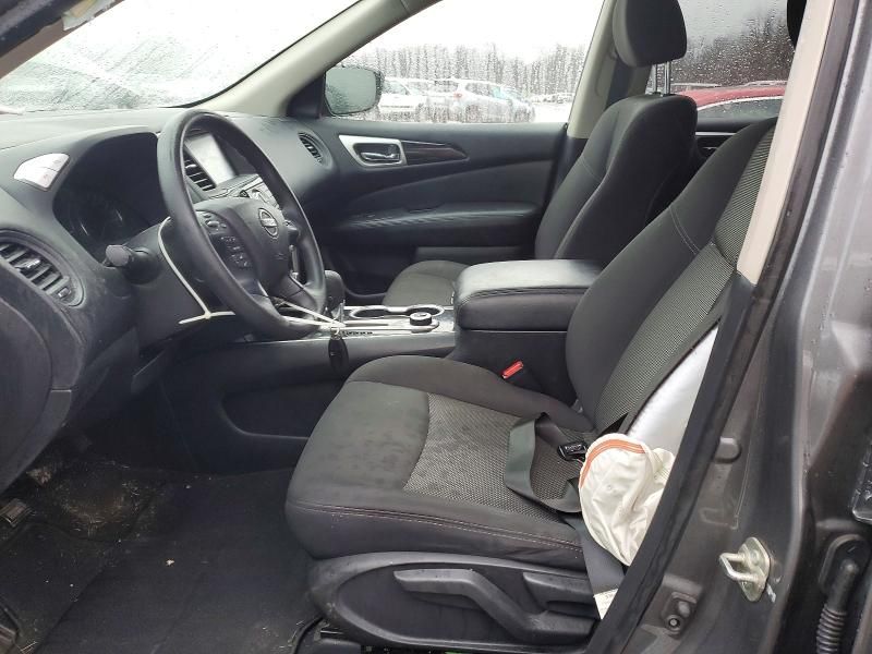 2020 Nissan Pathfinder s