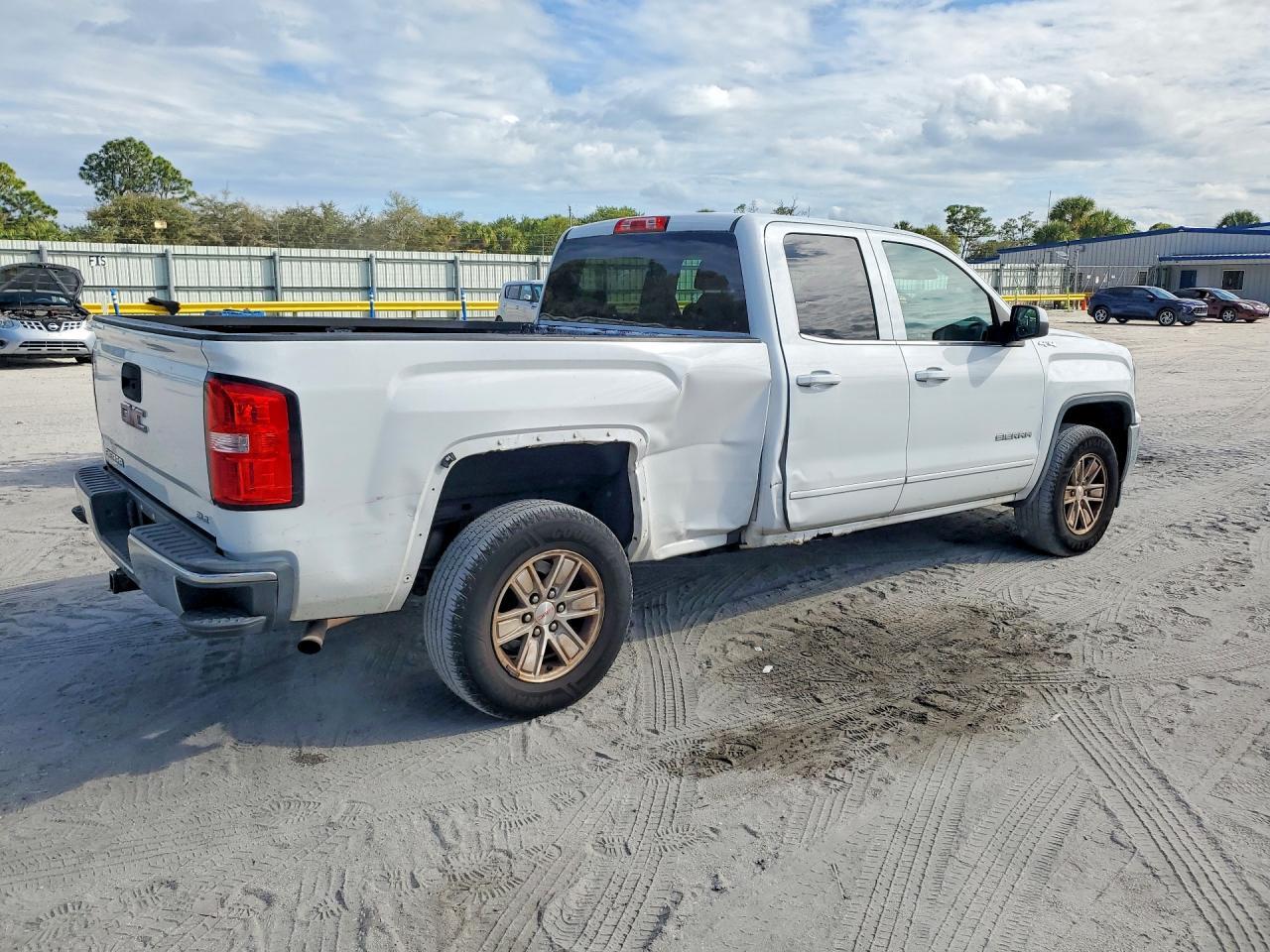 2016 GMC Sierra K1500 sle