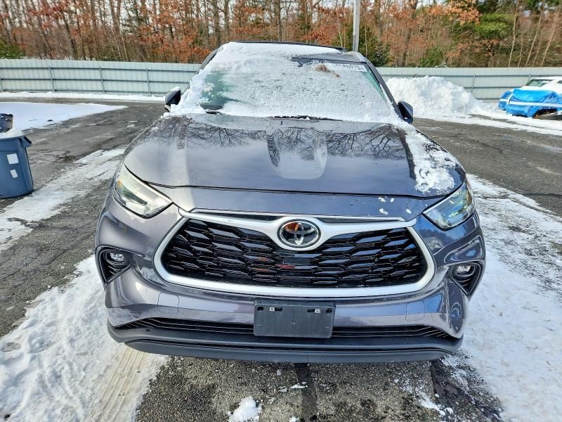 2023 Toyota Highlander l