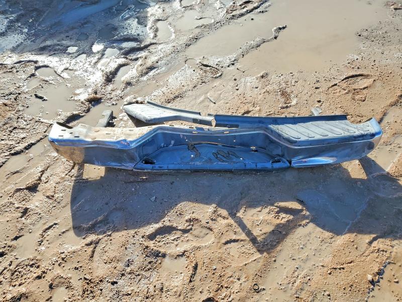 2006 Nissan Frontier Crew cab le