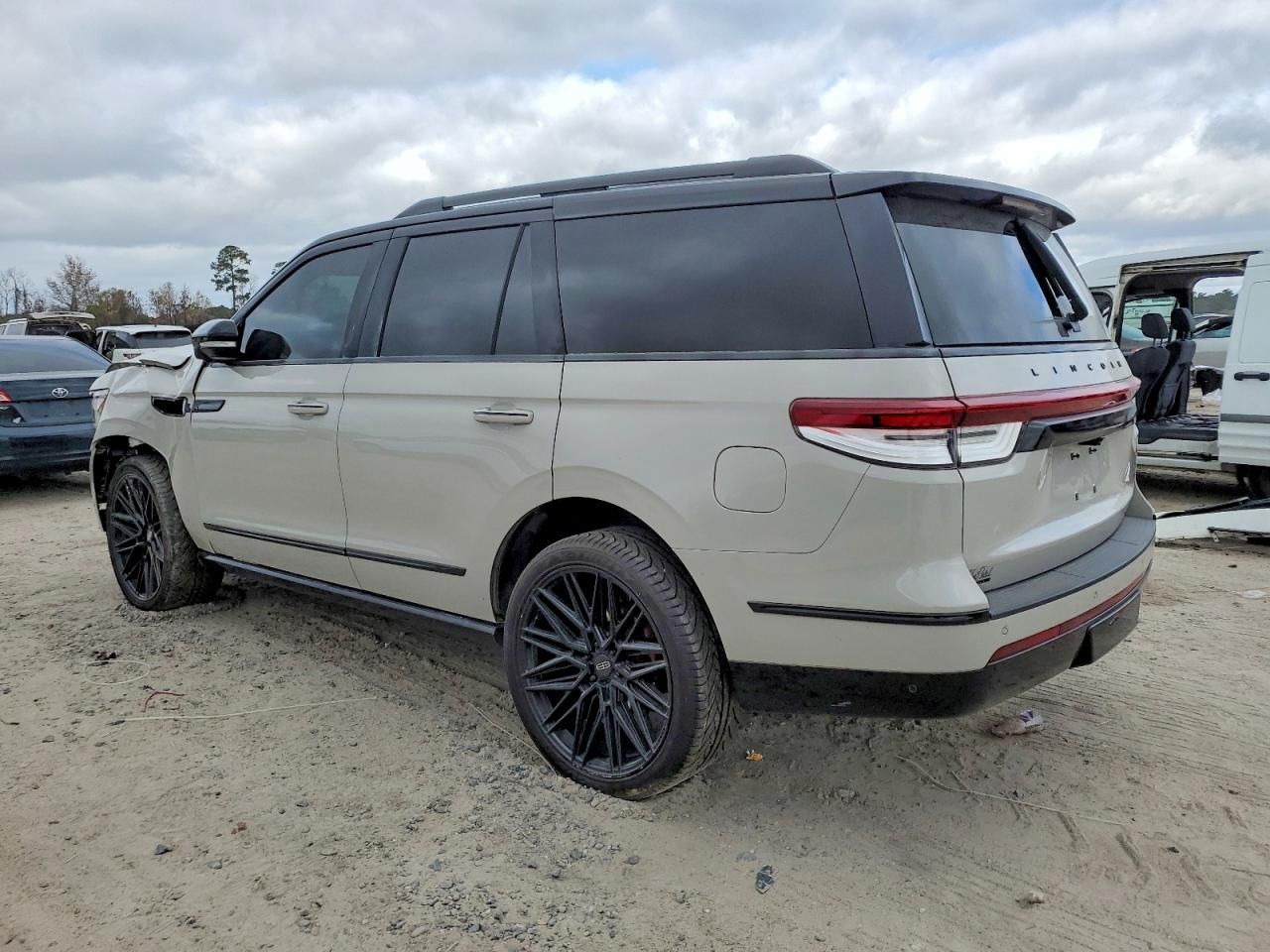 2024 Lincoln Navigator Reserve