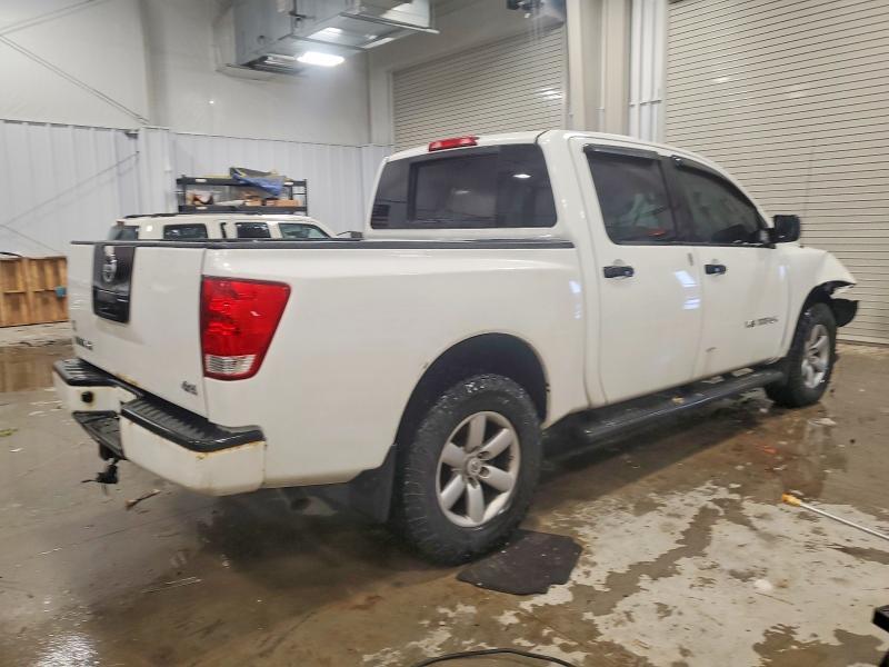 2012 Nissan Titan s