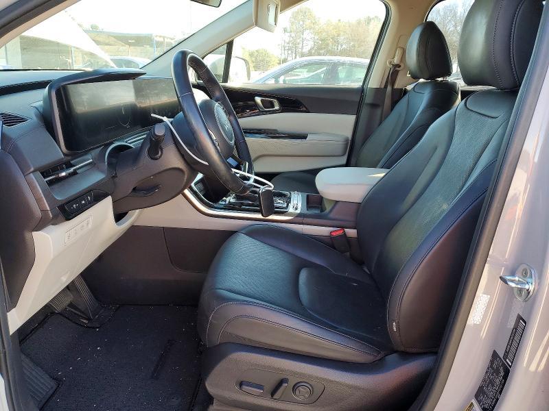 2023 KIA Carnival sx