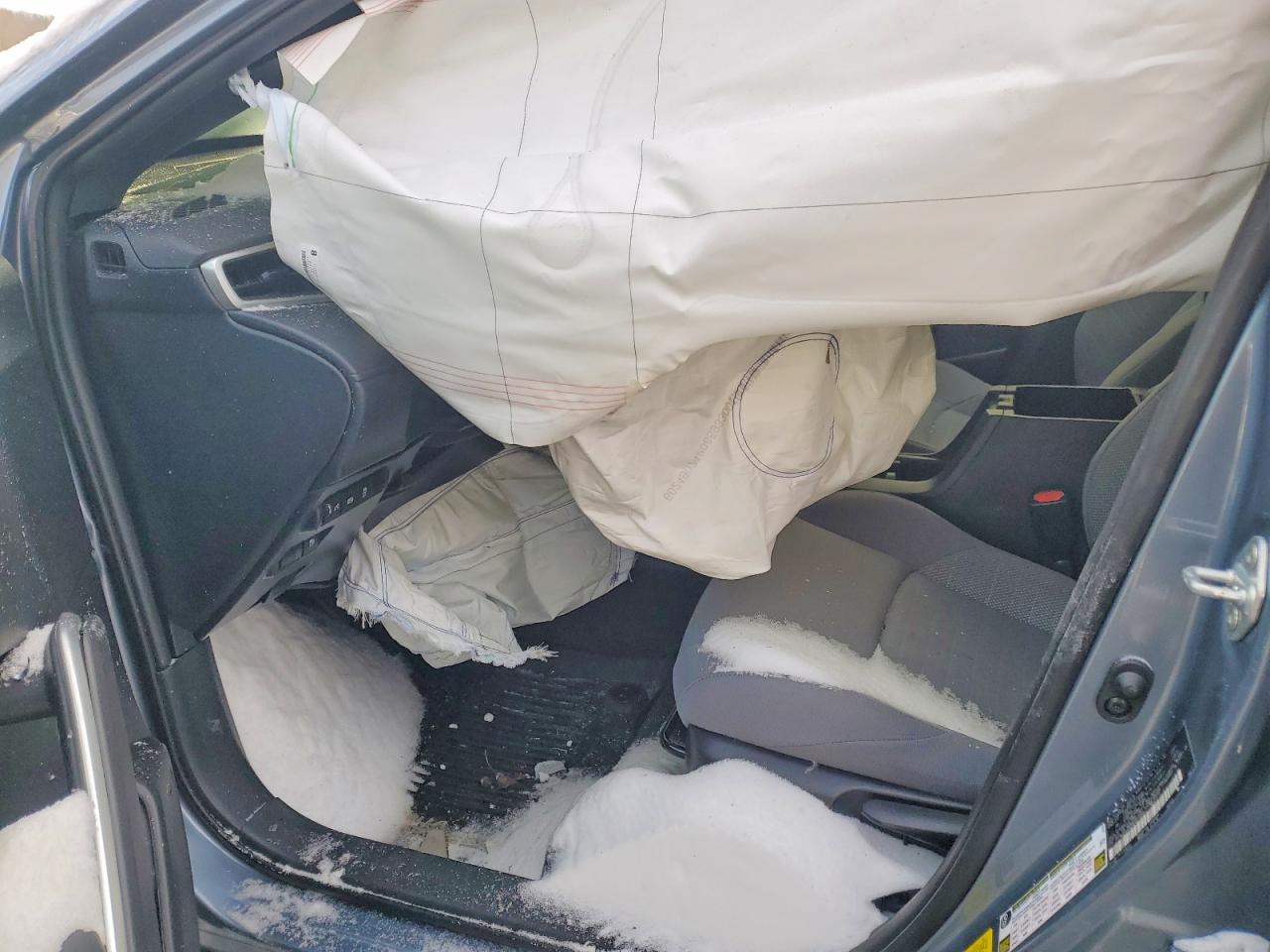 2024 Toyota Corolla Cross Hybrid s