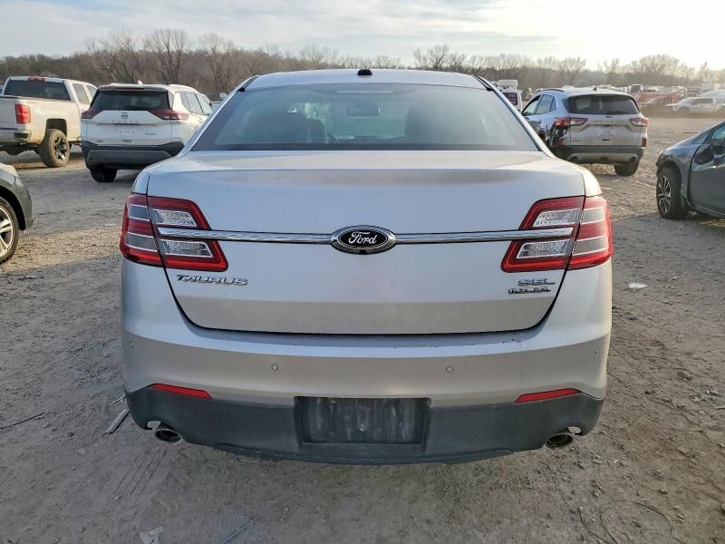 2017 Ford Taurus sel