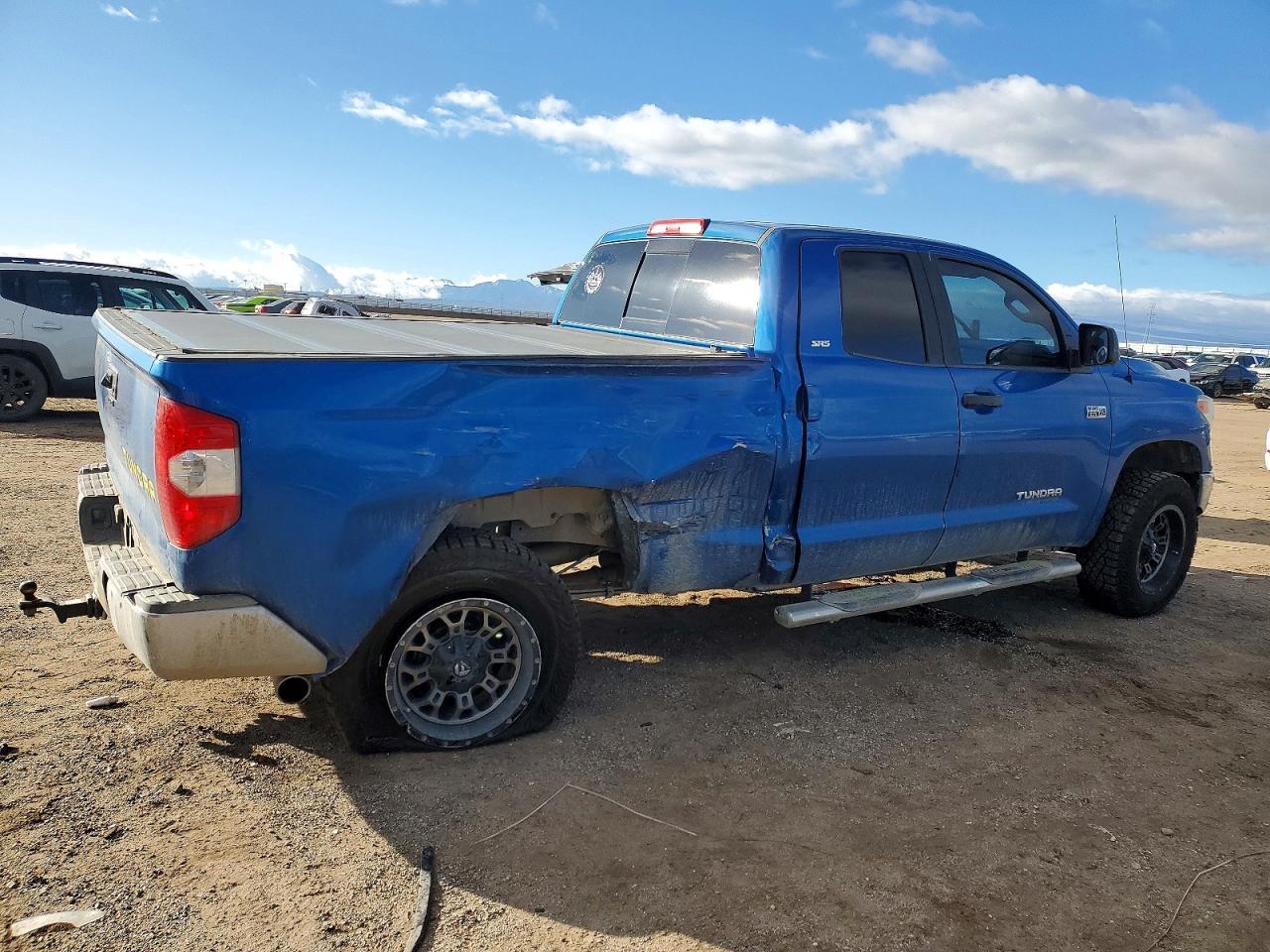 2017 Toyota Tundra Double Cab SR