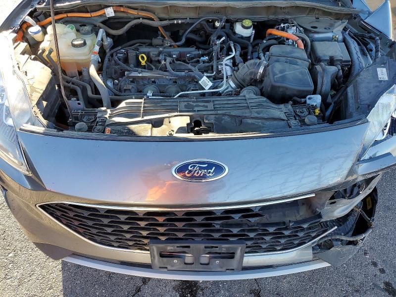 2021 Ford Escape Titanium