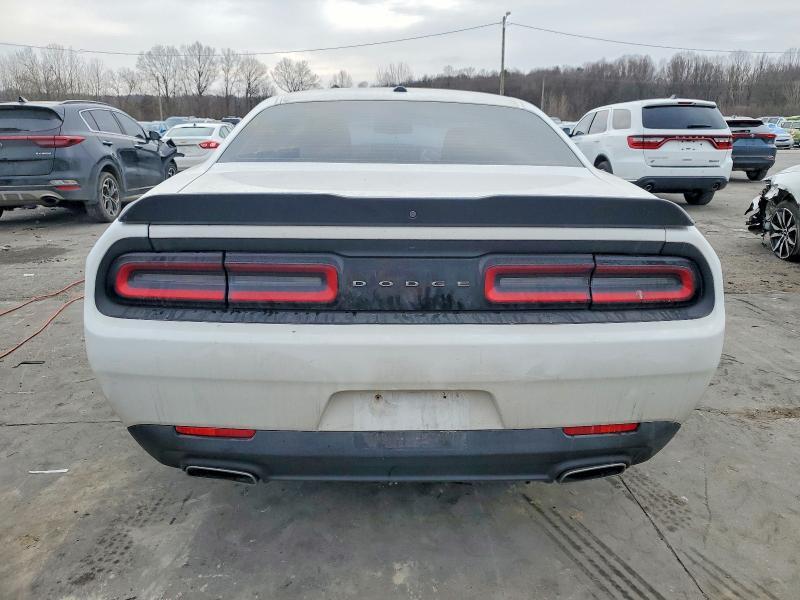 2017 Dodge Challenger sxt