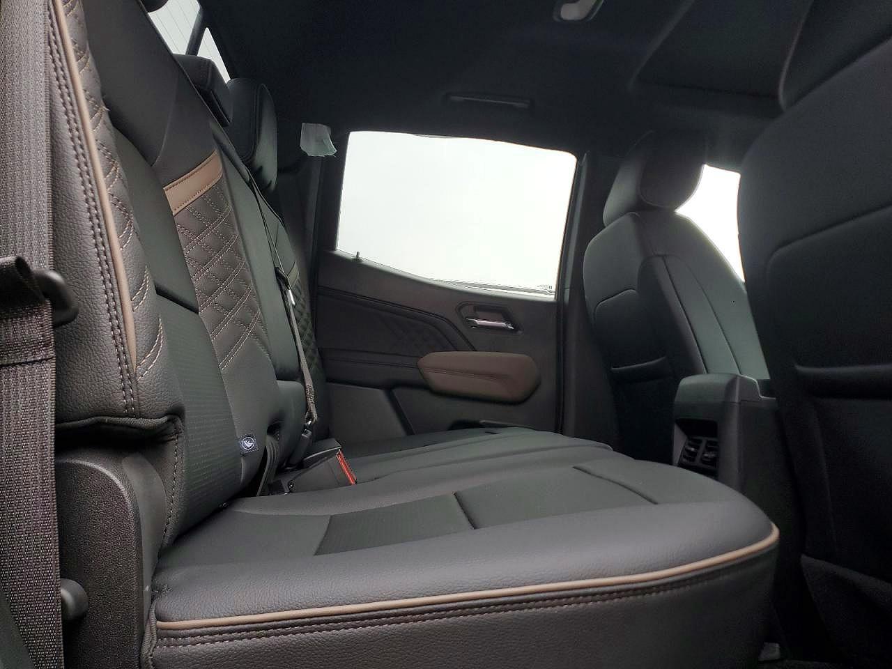 2024 GMC Canyon Denali