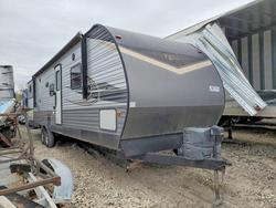 Salvage trucks for sale at Corpus Christi, TX auction: 2021 Sandstorm Forest River