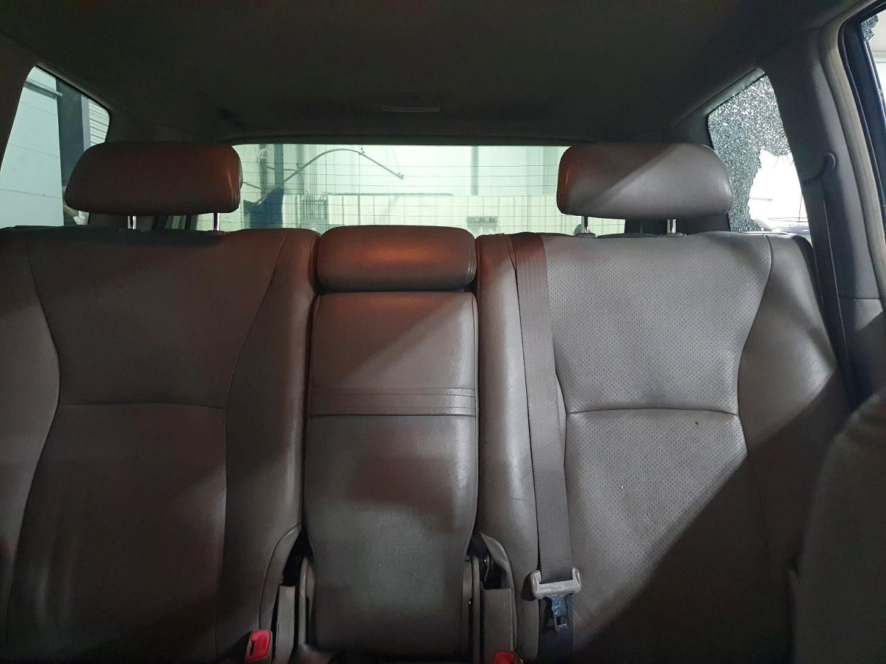 2004 Toyota Highlander Base